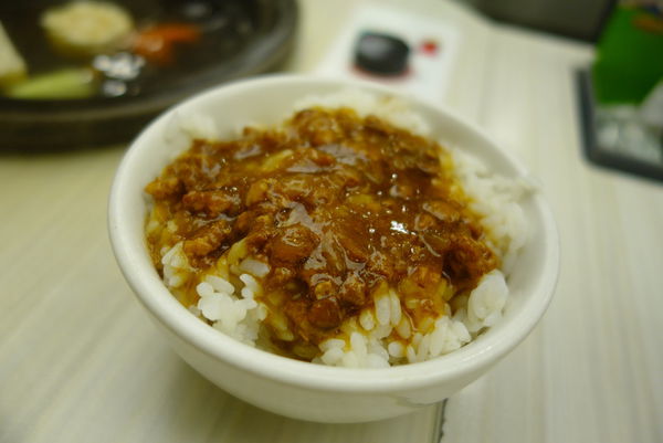 石二鍋(新店店)：石二鍋 ~ 排隊也要吃的平價火鍋  - 捷運大坪林站