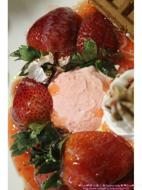 Oyami cafe：【食記】oO。。台北 西門町  Oyami cafe　超有鄉村田野風格的餐廳！而且～焗烤飯牽絲牽的好魂牽夢縈！！。o○。