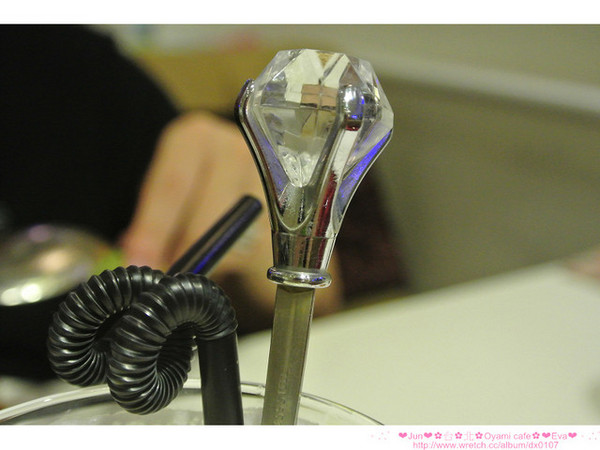 Oyami cafe：【食記】oO。。台北 西門町  Oyami cafe　超有鄉村田野風格的餐廳！而且～焗烤飯牽絲牽的好魂牽夢縈！！。o○。