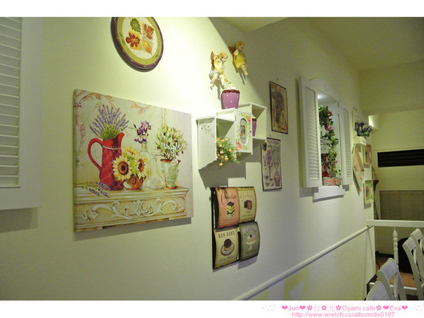 Oyami cafe：【食記】oO。。台北 西門町  Oyami cafe　超有鄉村田野風格的餐廳！而且～焗烤飯牽絲牽的好魂牽夢縈！！。o○。