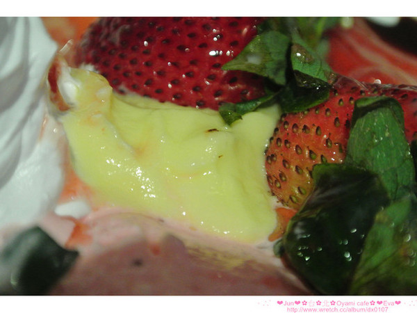 Oyami cafe：【食記】oO。。台北 西門町  Oyami cafe　超有鄉村田野風格的餐廳！而且～焗烤飯牽絲牽的好魂牽夢縈！！。o○。