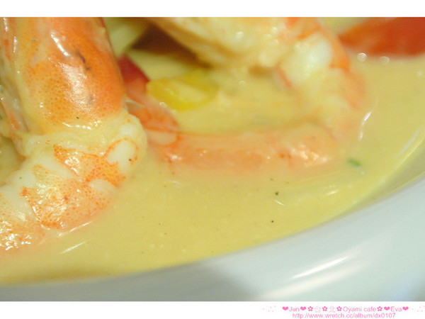 Oyami cafe：【食記】oO。。台北 西門町  Oyami cafe　超有鄉村田野風格的餐廳！而且～焗烤飯牽絲牽的好魂牽夢縈！！。o○。