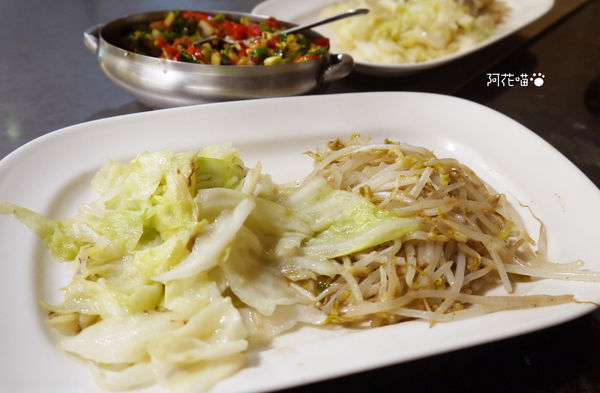 葫蘆鐵板燒(錦州店):【鐵板燒│行天宮站】老字號,高人氣台式文青系鐵板燒『葫蘆小郭鐵板燒 』平價排隊名店,近松山機場