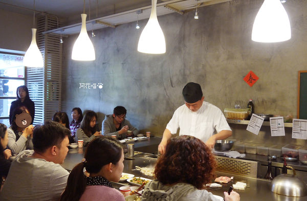 葫蘆鐵板燒(錦州店):【鐵板燒│行天宮站】老字號,高人氣台式文青系鐵板燒『葫蘆小郭鐵板燒 』平價排隊名店,近松山機場