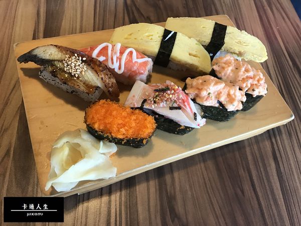 小巷亭壽司：【高雄/食﹡苓雅】微地雷文．隱身像弄的壽司小店．小巷亭壽司