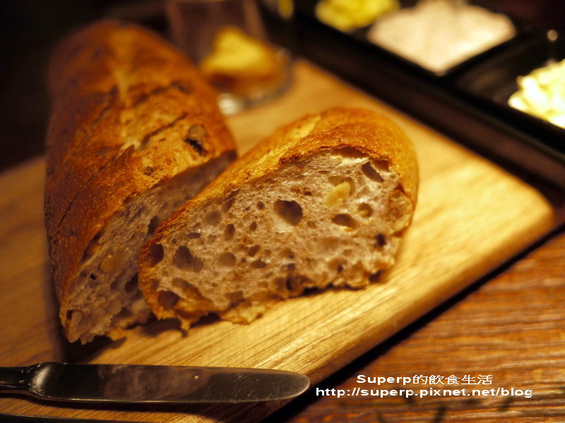 [餐廳食記]台北的Diary之餐酒氣氛均優的小酒館