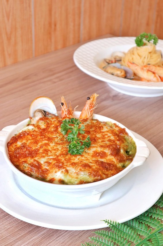 2019-07-26 04.21.09 1-01