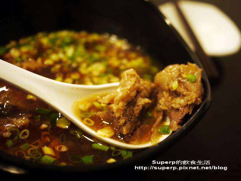[小店食記]再訪台北萬芳的三犇精燉牛肉麵之依然夠水準