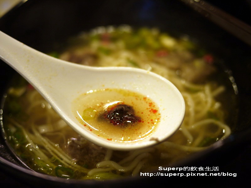 [小店食記]再訪台北萬芳的三犇精燉牛肉麵之依然夠水準