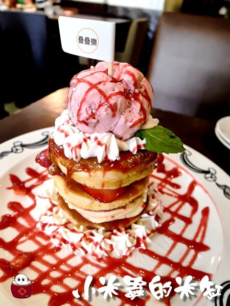 【捷運中山站】疊疊樂~鬆餅疊疊♩三明治也要疊疊♪充滿手繪塗鴉風格的可愛小店♥