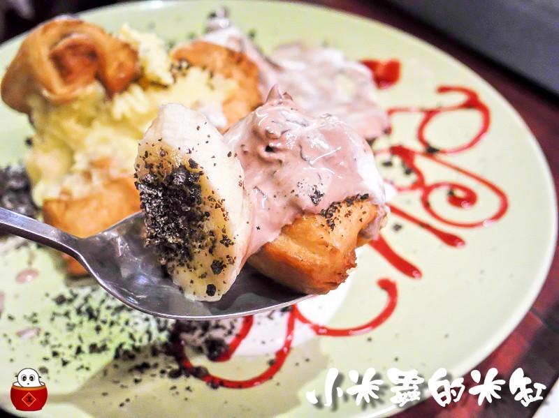 【捷運中山站】疊疊樂~焦糖肉桂蘋果疊疊樂/黑色魔幻疊疊疊/起司雞肉烤餅