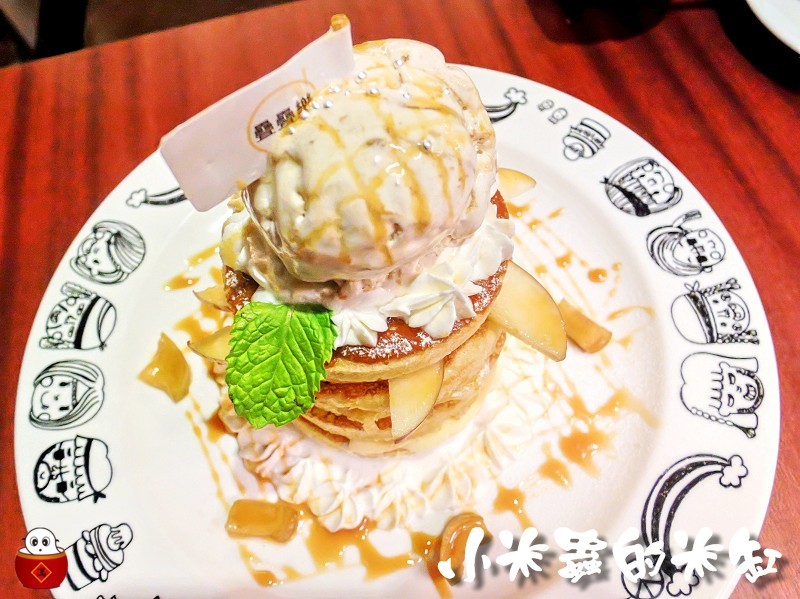 【捷運中山站】疊疊樂~焦糖肉桂蘋果疊疊樂/黑色魔幻疊疊疊/起司雞肉烤餅