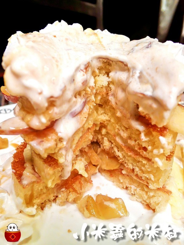 【捷運中山站】疊疊樂~焦糖肉桂蘋果疊疊樂/黑色魔幻疊疊疊/起司雞肉烤餅