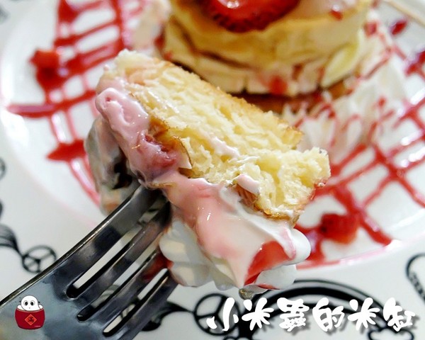 【捷運中山站】疊疊樂~鬆餅疊疊♩三明治也要疊疊♪充滿手繪塗鴉風格的可愛小店♥