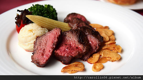 Volks沃克牛排：【試吃】《Volks沃克牛排》午間限定套餐