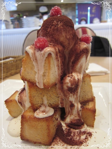 [食記] 跳舞香水(忠孝店)~法式金磚蜜糖吐司