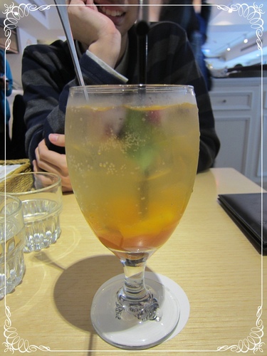 [食記] 跳舞香水(忠孝店)~法式金磚蜜糖吐司