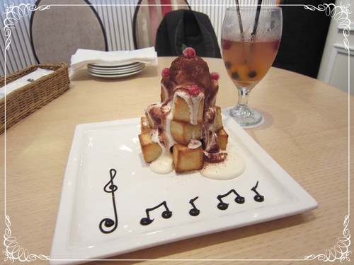 [食記] 跳舞香水(忠孝店)~法式金磚蜜糖吐司