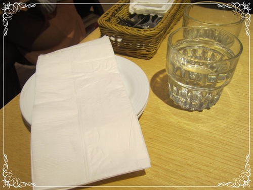 [食記] 跳舞香水(忠孝店)~法式金磚蜜糖吐司