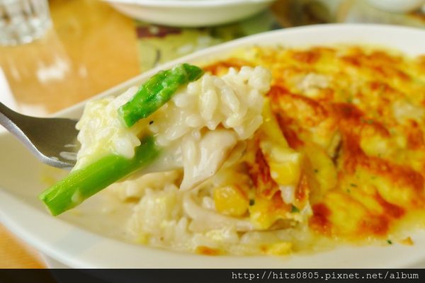 瑪琪朵義式廚房(峨嵋店)：台北-在口中彈跳明太子花枝奶油筆管麵.瑪琪朵義式廚房