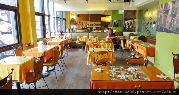 瑪琪朵義式廚房(峨嵋店)：台北-在口中彈跳明太子花枝奶油筆管麵.瑪琪朵義式廚房