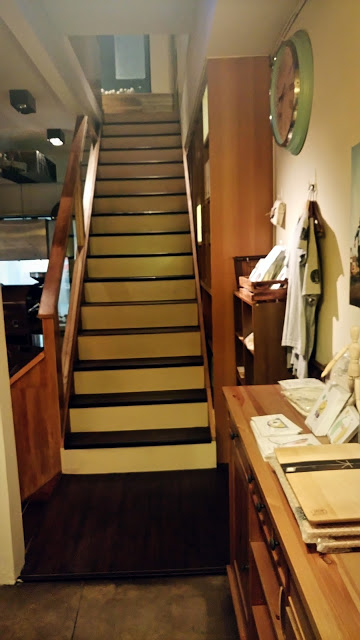 【食記】新竹墨咖啡,有藏書適合待一個下午的高CP值咖啡廳,插座/Wifi/不限時/無服務費!