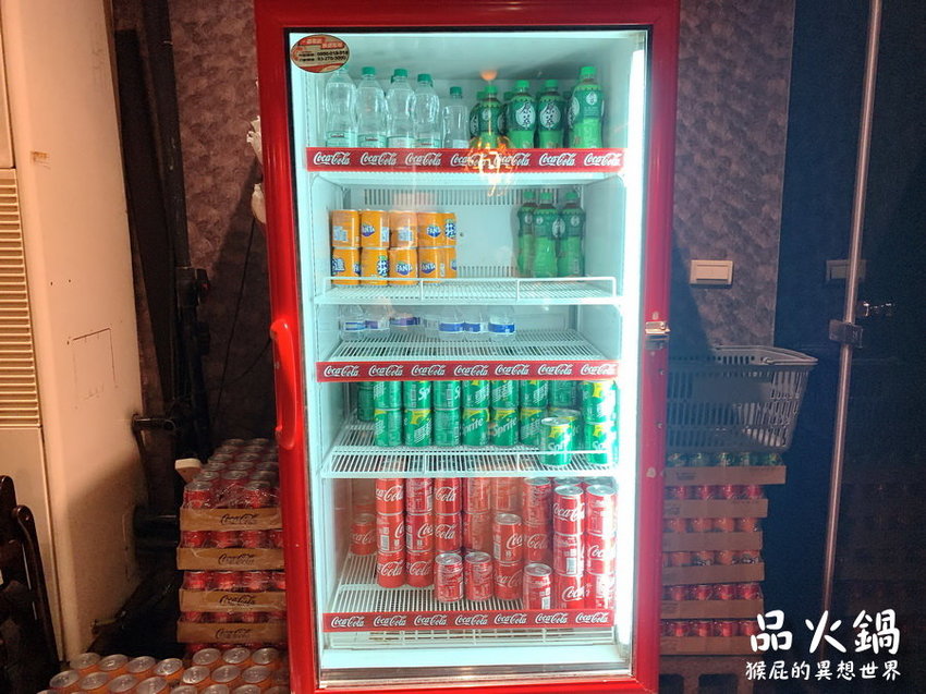 【台北吃到飽】台北帝王蟹火鍋吃到飽-品火鍋!帝王蟹、天使紅蝦、生蠔、安格斯牛小排、大干貝、炙燒干貝/鮭魚握壽司隨你吃!Google評價4.4分!狂吃帝王蟹就回本! @猴屁的異想世界