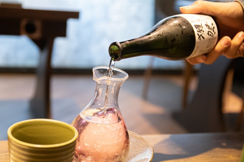 台北美食｜品火鍋帝王蟹鍋物吃到飽～台北10年老字號帝王蟹吃到飽餐廳！週年慶加碼日本A5和牛吃到飽只到5月