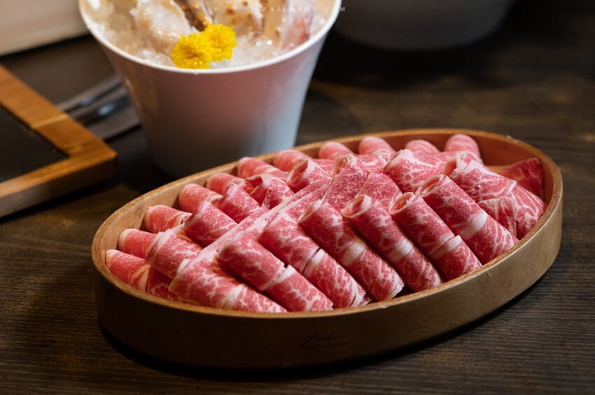 台北美食｜品火鍋帝王蟹鍋物吃到飽～台北10年老字號帝王蟹吃到飽餐廳！週年慶加碼日本A5和牛吃到飽只到5月