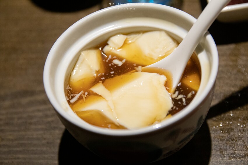 台北美食｜品火鍋帝王蟹鍋物吃到飽～台北10年老字號帝王蟹吃到飽餐廳！週年慶加碼日本A5和牛吃到飽只到5月