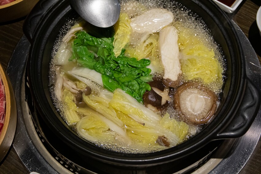 台北美食｜品火鍋帝王蟹鍋物吃到飽～台北10年老字號帝王蟹吃到飽餐廳！週年慶加碼日本A5和牛吃到飽只到5月