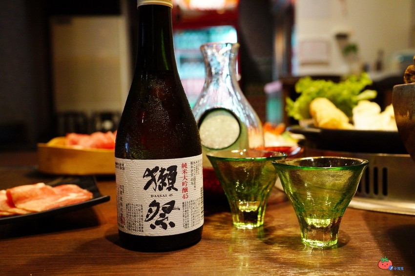 帝王蟹吃2隻就回本～手掌大天使蝦！50硬幣大干貝，品火鍋台北帝王蟹火鍋吃到飽推薦