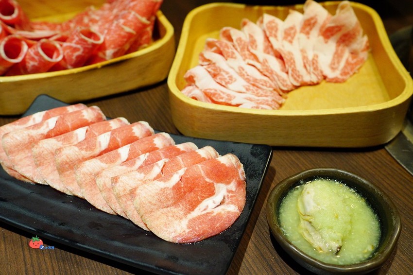 帝王蟹吃2隻就回本～手掌大天使蝦！50硬幣大干貝，品火鍋台北帝王蟹火鍋吃到飽推薦