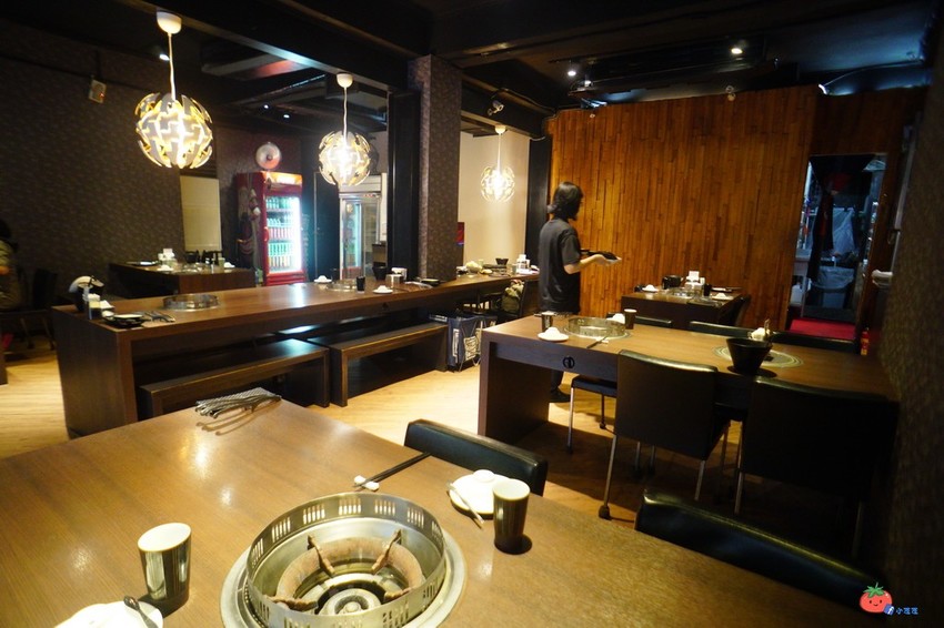 帝王蟹吃2隻就回本～手掌大天使蝦！50硬幣大干貝，品火鍋台北帝王蟹火鍋吃到飽推薦