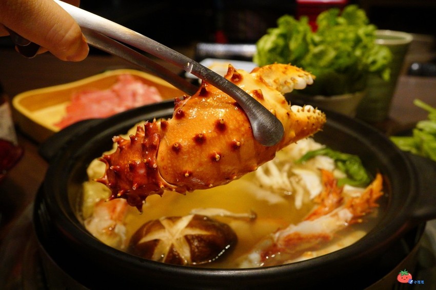 帝王蟹吃2隻就回本～手掌大天使蝦！50硬幣大干貝，品火鍋台北帝王蟹火鍋吃到飽推薦