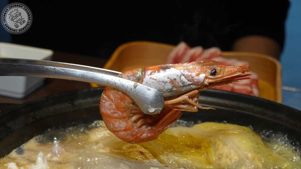 捷運中山站高檔美食推薦，帝王蟹、日本 A5 和牛吃到飽，CP值超高