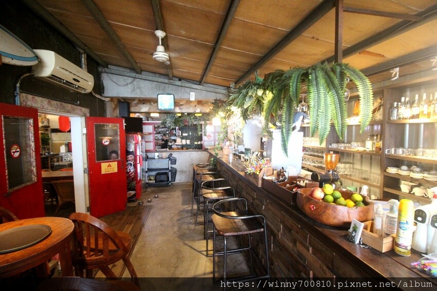 新北市三芝區淺水灣海景第一排~夕陽、海景、美食 一次滿足!❤️【看三小望海大】寵物友善餐廳