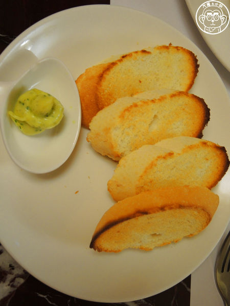 IN墅館:呷飽祙【桃園中壢・in墅館】在氣派別墅裡用餐 IN墅館:呷飽祙【桃園中壢・in墅館】在氣派別墅裡用餐