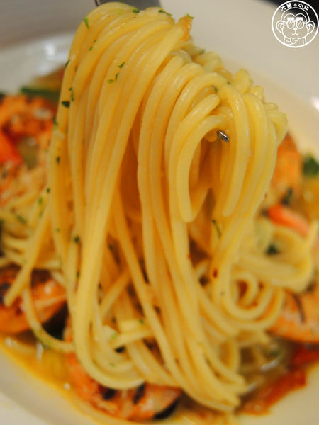 IN墅館:呷飽祙【桃園中壢・in墅館】在氣派別墅裡用餐 IN墅館:呷飽祙【桃園中壢・in墅館】在氣派別墅裡用餐