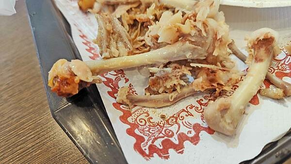 網路評價4.3顆星!一隻烤雞只要280元超佛心價!比連鎖店還要便宜也更好吃的超美味店家,超級爆高的C