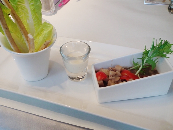 【食記】久違的餐廳享受，無肉也歡的情人節大餐--舒果(小禮物贈獎活動)