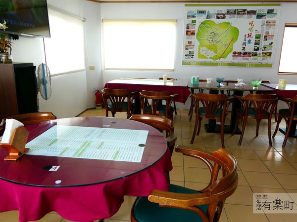 【新竹關西美食】仙草巷：來關西必吃，人氣冰品推薦，咕溜滑嫩超濃郁仙草冰，內用外帶還可以宅配_P1000541