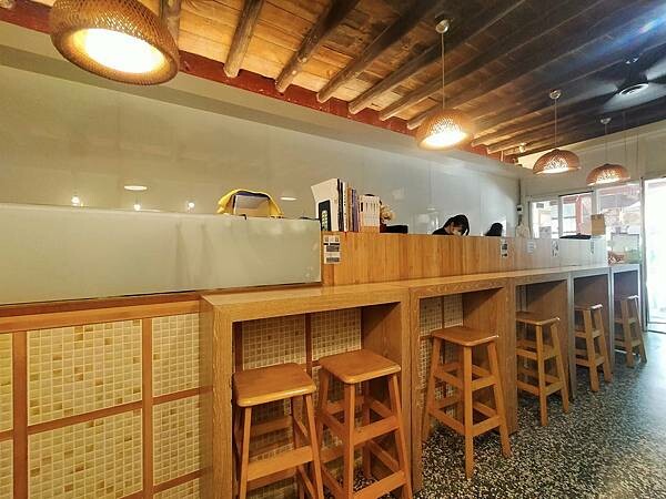 新竹湖口老街豆之味豆腐坊~特別的豆漿豆花~好吃不甜膩~湖口形 新竹湖口老街豆之味豆腐坊~特別的豆漿豆花~好吃不甜膩~湖口形