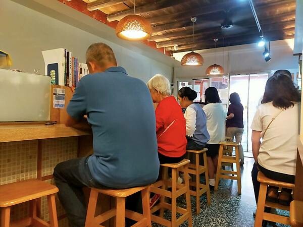 新竹湖口老街豆之味豆腐坊~特別的豆漿豆花~好吃不甜膩~湖口形 新竹湖口老街豆之味豆腐坊~特別的豆漿豆花~好吃不甜膩~湖口形