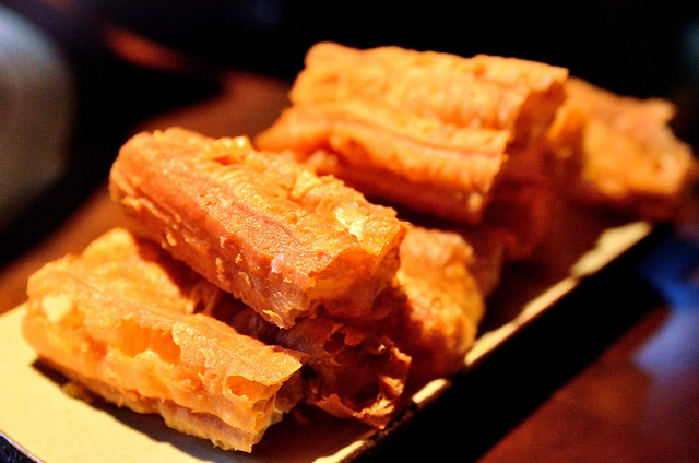 似面包的结构充分的吸饱汤汁,入口豆香汤底香兼具,超棒的!