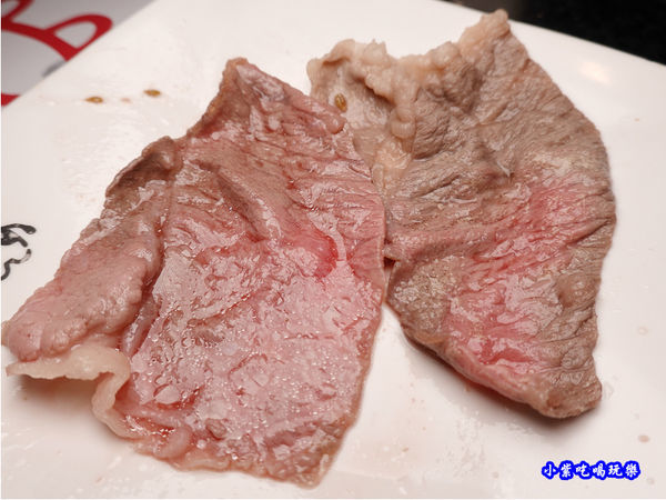 頂級和牛-小蒙牛頂級麻辣養生鍋中壢店 (2).jpg