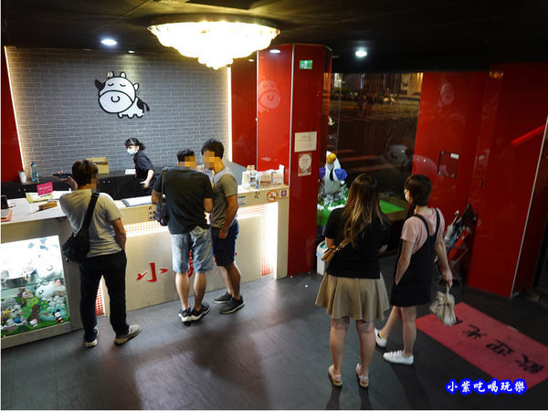 小蒙牛頂級麻辣養生鍋中壢店 (1).jpg