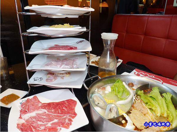 小蒙牛頂級麻辣養生鍋中壢店 (13).jpg