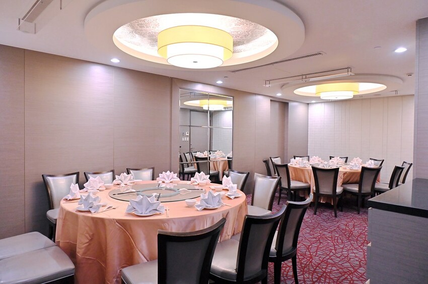 台中海鮮餐廳消費滿額送澎湃澳洲龍蝦海鮮鍋 澎湖新鮮直送海鮮網友好評推薦/阿利海鮮