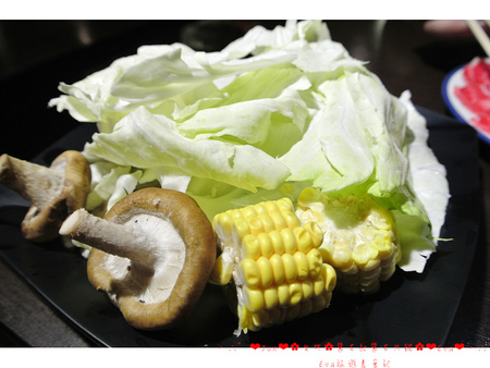 蒙古紅蒙古火鍋:【食記】oO。。台北 國父紀念館 蒙古紅蒙古火鍋 好品質又真材實料的好火鍋,大推(邀約)~oO。o○。 蒙古紅蒙古火鍋:【食記】oO。。台北 國父紀念館 蒙古紅蒙古火鍋 好品質又真材實料的好火鍋,大推(邀約)~oO。o○。